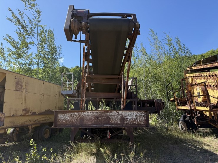 #1604-•-telsmith-20’x6’-towable-screener-image-9