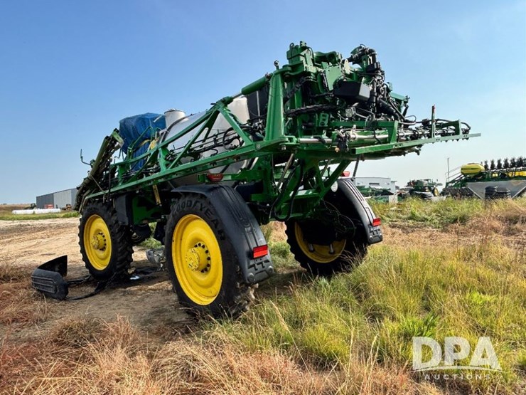 2025-john-deere-616r-image-11
