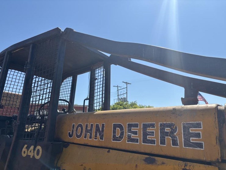 john-deere-640-image-46