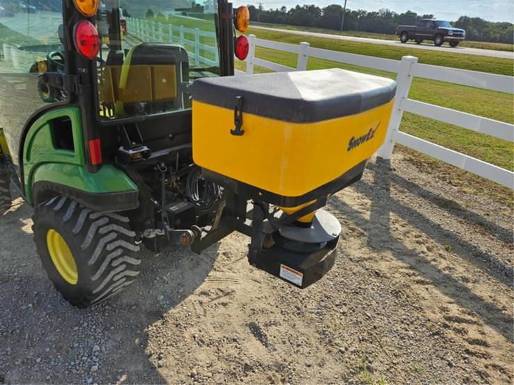 john-deere-1025r-image-22