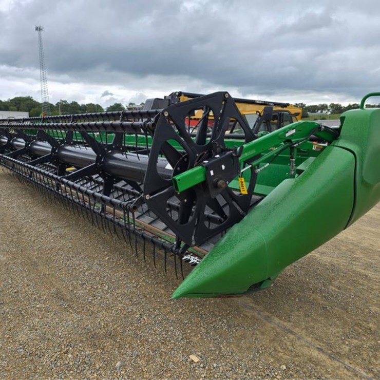 JOHN DEERE 635D