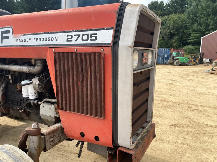 massey-ferguson-2705-image-14