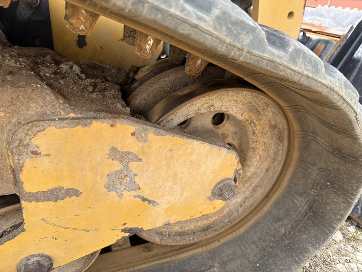 caterpillar-299d3-image-45