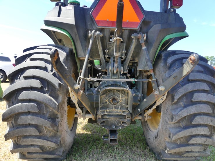 john-deere-3025e-image-5