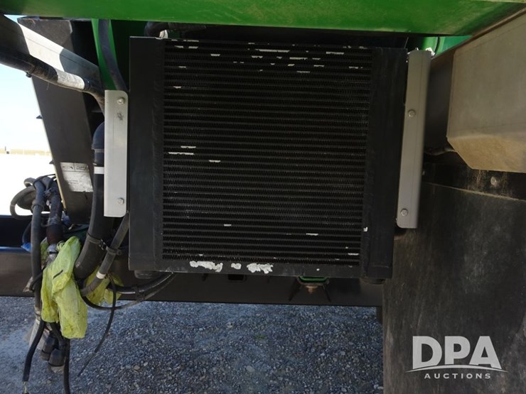 2020-john-deere-2020-image-25