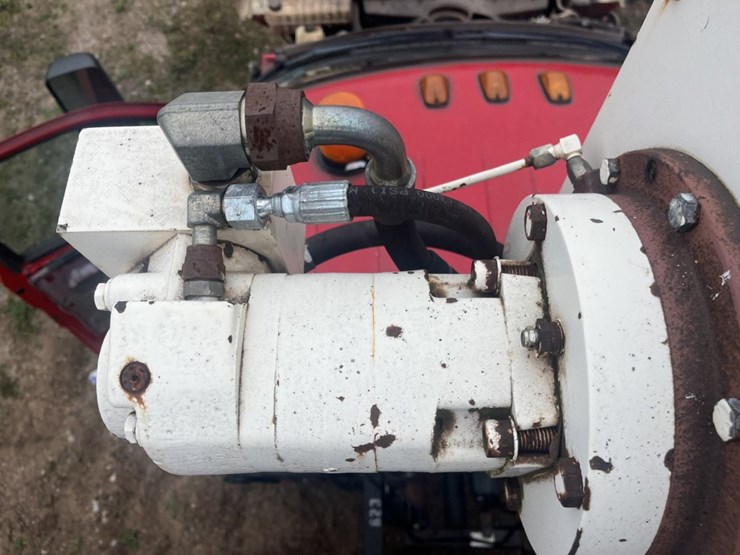 #1216-•-2007-chevrolet-crane-truck-image-92
