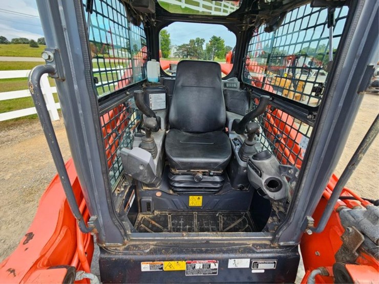 kubota-svl95-2s-image-21