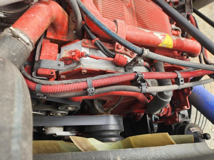 2019-western-star-4900sf-image-50