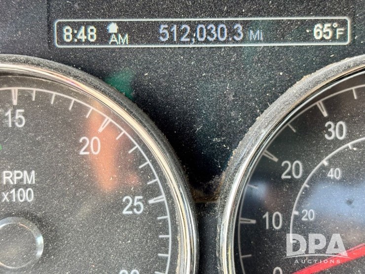 2019-peterbilt-567-image-97
