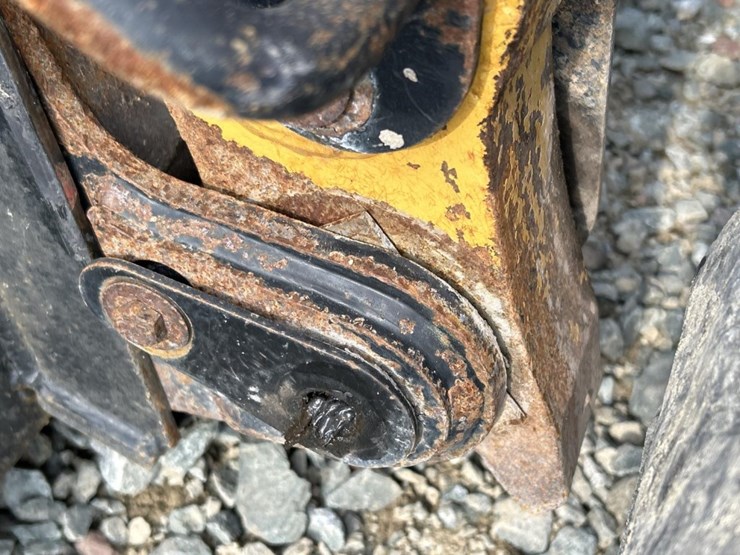 caterpillar-279c2-image-12