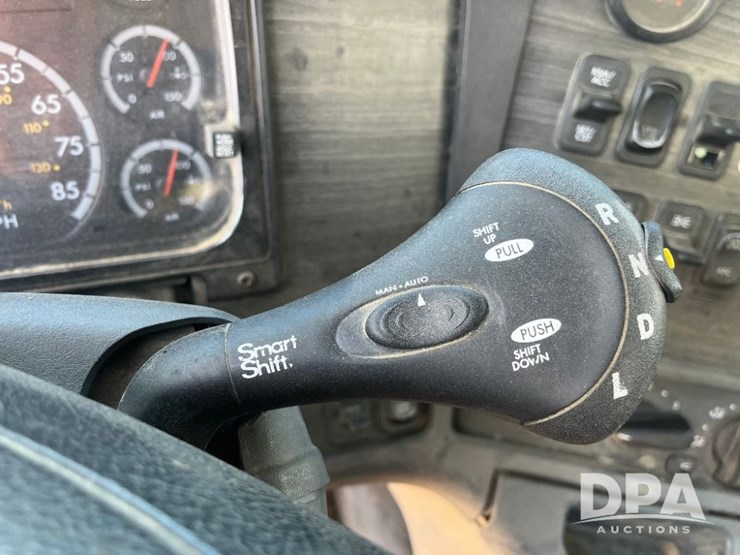 2007-freightliner-columbia-truck-(jn2954,-unit-2158)-image-66