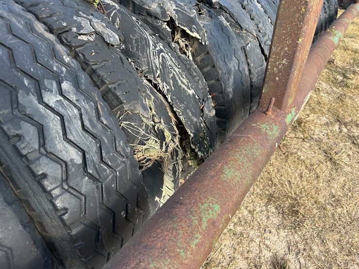 #32197-•-22'-tire-type-packer-image-9