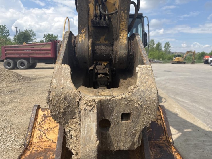 2006-deere-160c-lc-image-29