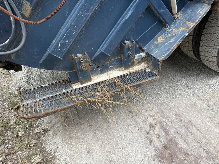 2001-caterpillar-3126-image-45