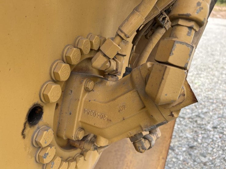 caterpillar-cb54-image-13