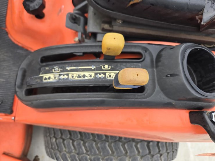 kubota-bx2230d-image-35