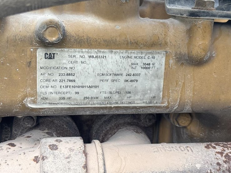 2004-kenworth-t800-image-12