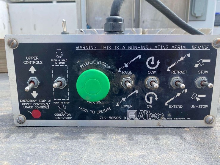 2012-altec-at200a-image-25