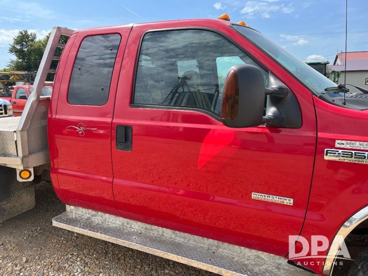 2006-ford-f350-xlt-image-12