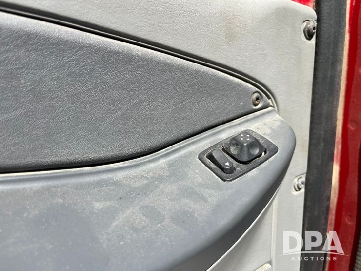 2007-freightliner-columbia-truck-(jn2954,-unit-2158)-image-55
