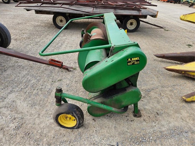 john-deere-7-image-2