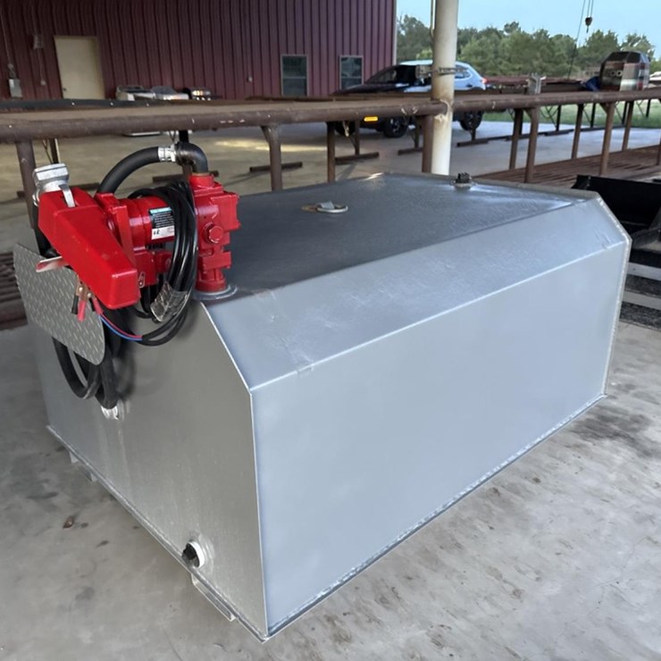#2502 • 300 Gallon Fuel Tank