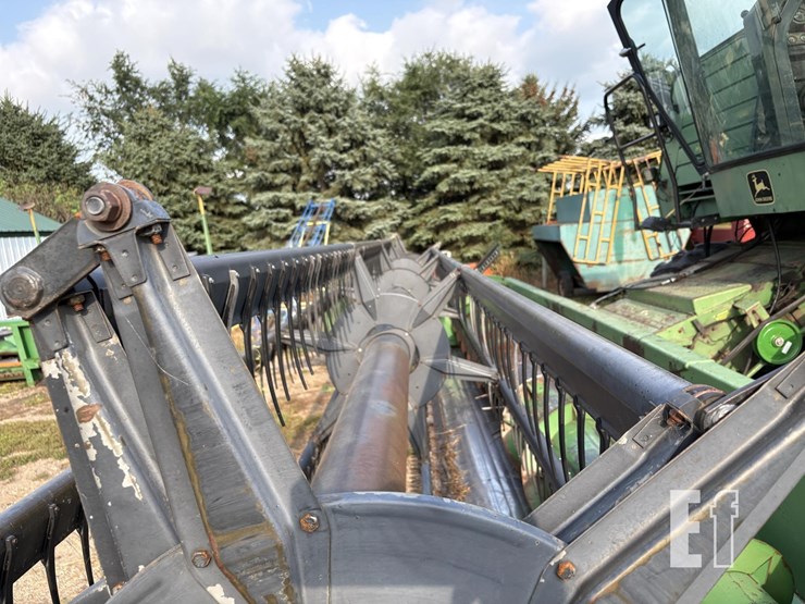 john-deere-924-image-4