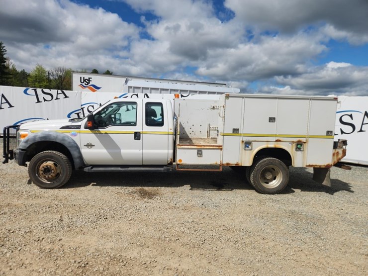 2011-ford-f550-image-2