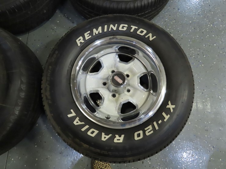1970's-oldsmobile-rallye-rims-in-white-image-5