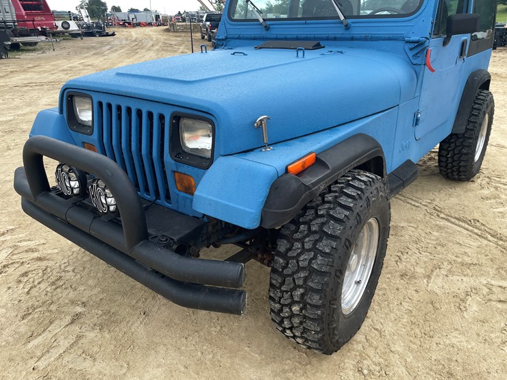 1990-jeep-wrangler-image-9