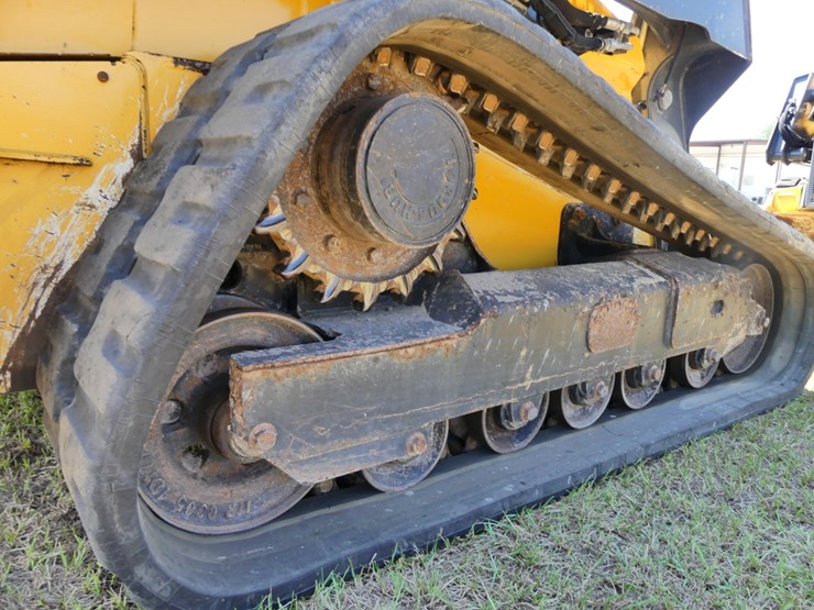 deere-333e-image-5