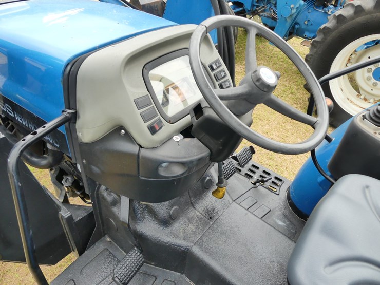 new-holland-tn65s-image-15