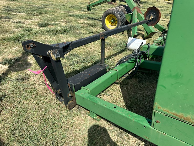 john-deere-750-image-26