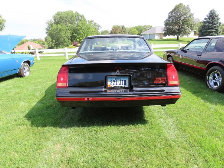 1988-chevrolet-monte-carlo-ss-image-9