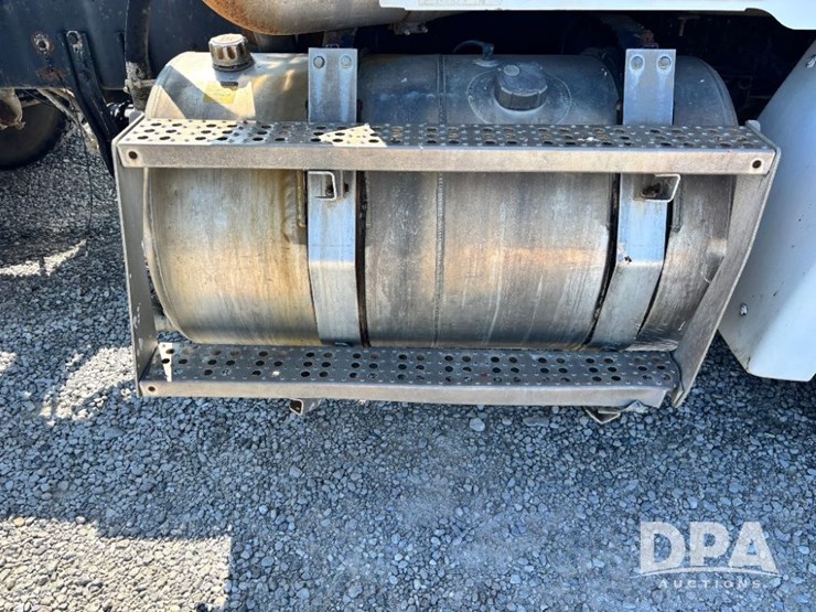 1998-cummins-m11-image-47