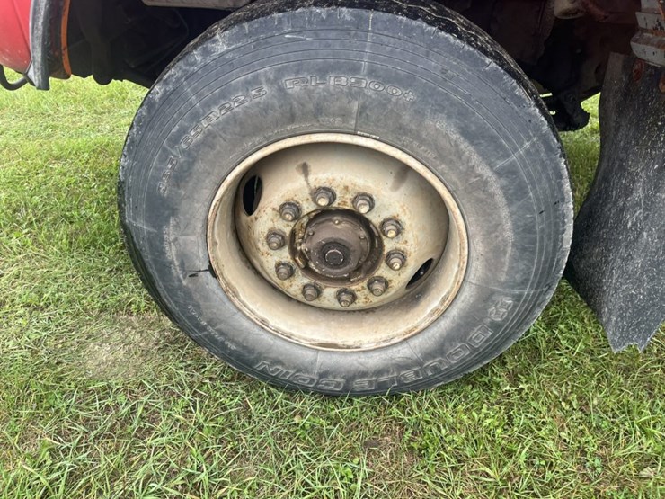 1993-ford-l9000-image-102