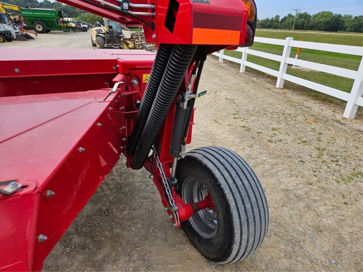 massey-ferguson-1393-image-24