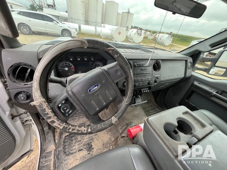 2012-ford-f350-image-44