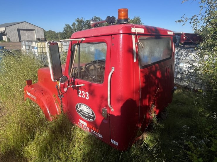 #2674-•-kenworth-cab-image-2