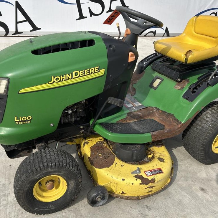JOHN DEERE L100