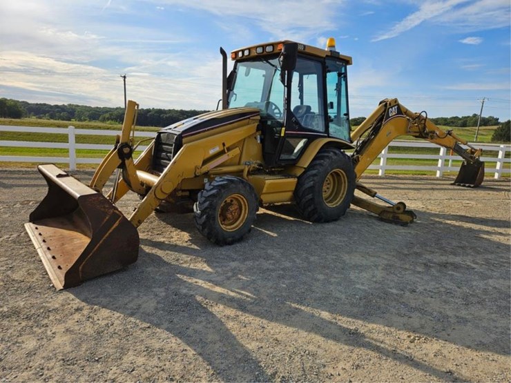 caterpillar-430d-image-16