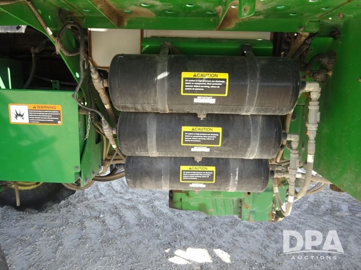 2020-john-deere-f4365-image-87