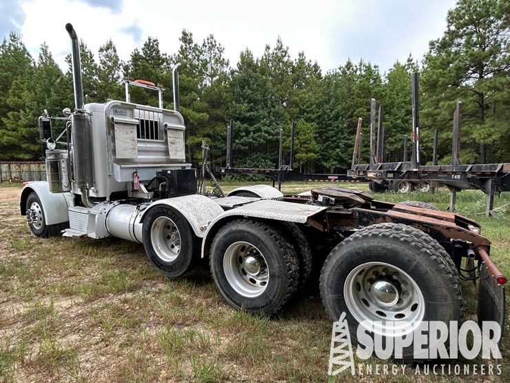 2004-peterbilt-379-image-3