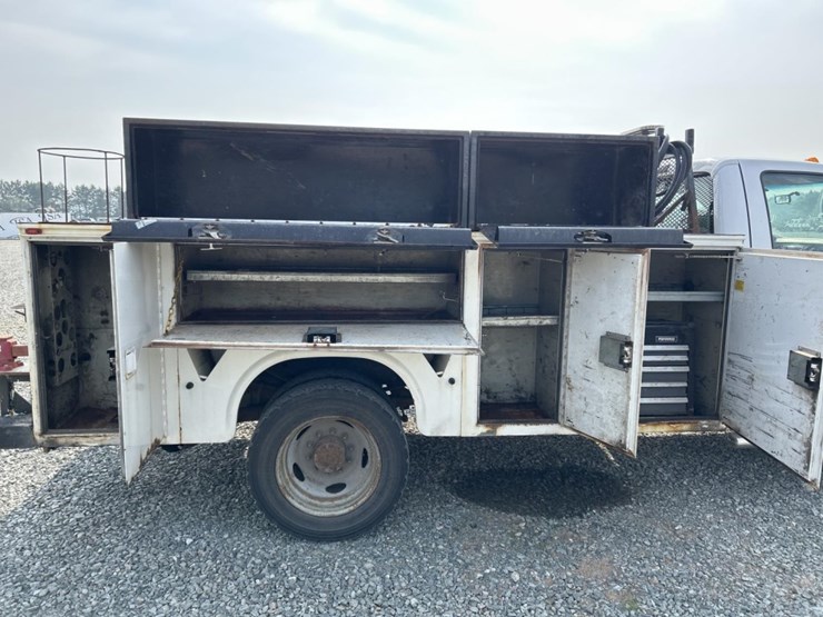 2008-ford-f450-image-24