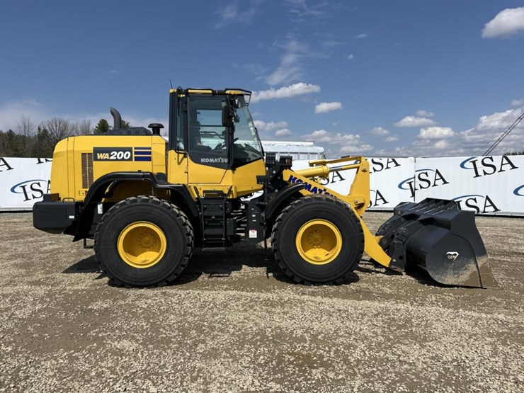 2021-komatsu-wa200-8-image-6