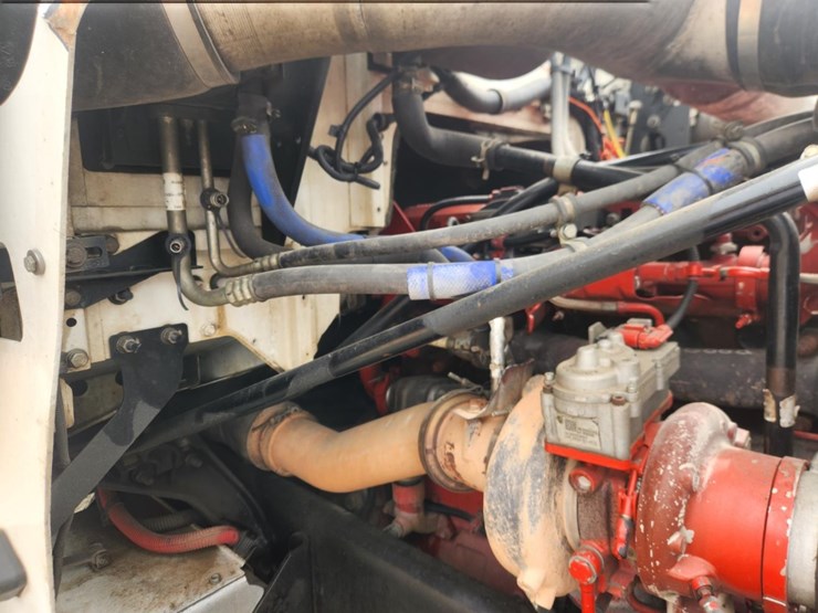 2019-western-star-4900sf-image-46