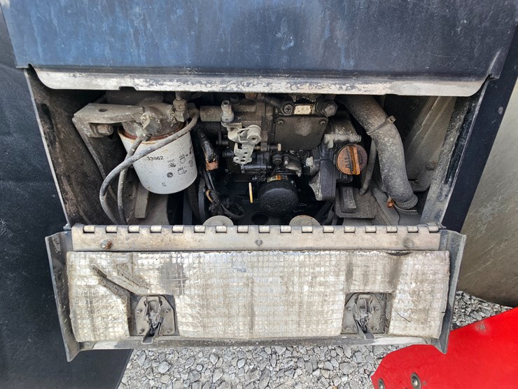 2019-freightliner-cascadia-126-image-98