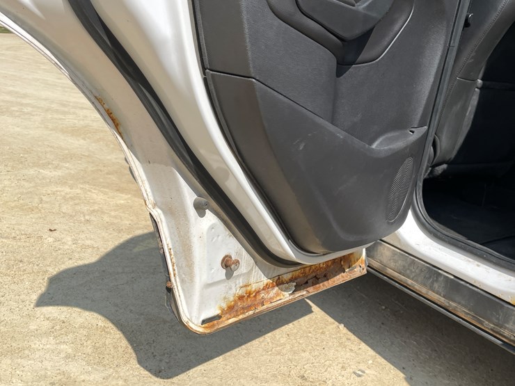 2014-ford-escape-image-38