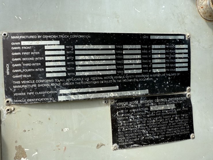 #1553-•-1991-oshkosh-mixer-truck-image-84