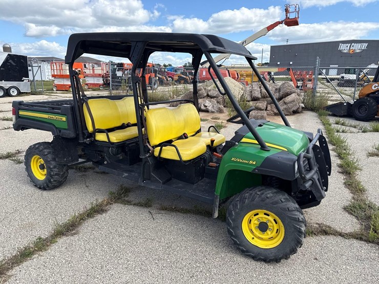 2018-john-deere-gator-image-5